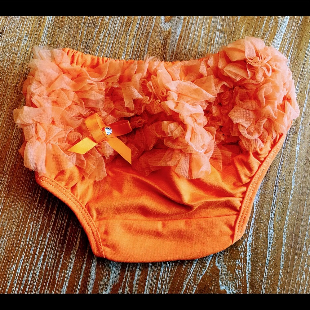 Ruffle butt diaper covers
